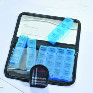 Piluliers et coupe comprimés